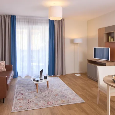 Zenitude Hotel-residences 3*